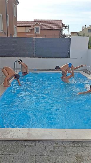 Apartment Lily with pool Srima