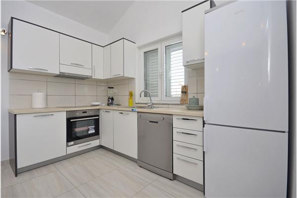 Apartment A1, for 5 persons