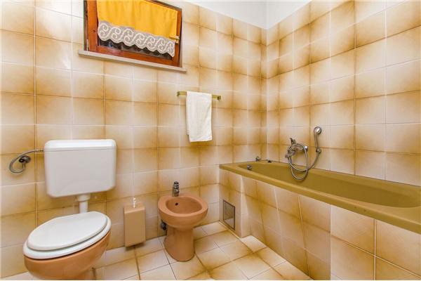 Apartment A1, for 6 persons