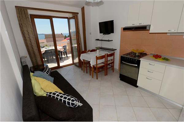 Apartment A2, for 5 persons