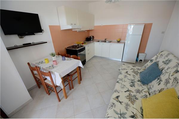 Apartment A3, for 5 persons