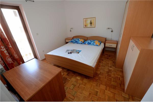 Apartment A3, for 5 persons