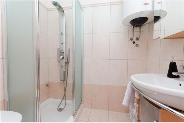 Apartment A1, for 3 persons