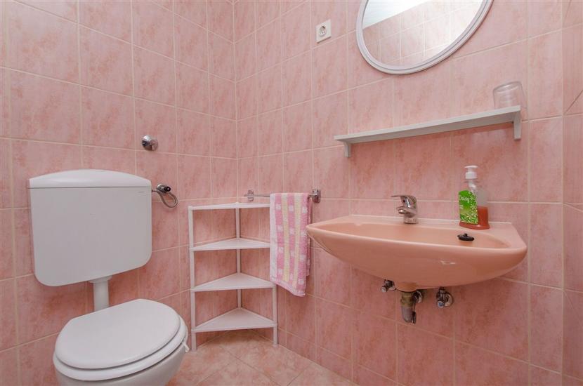 Apartment A2, for 3 persons
