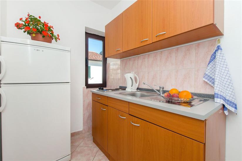 Apartment A2, for 3 persons