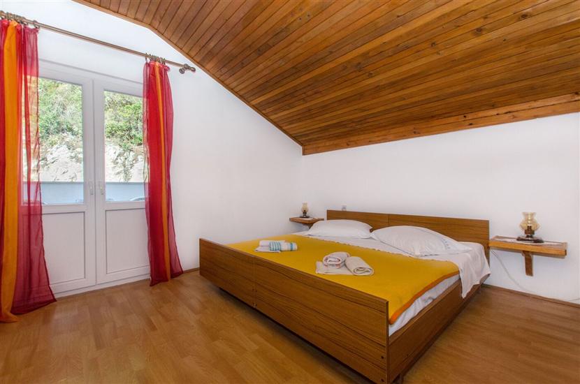 Apartment A5, for 2 persons