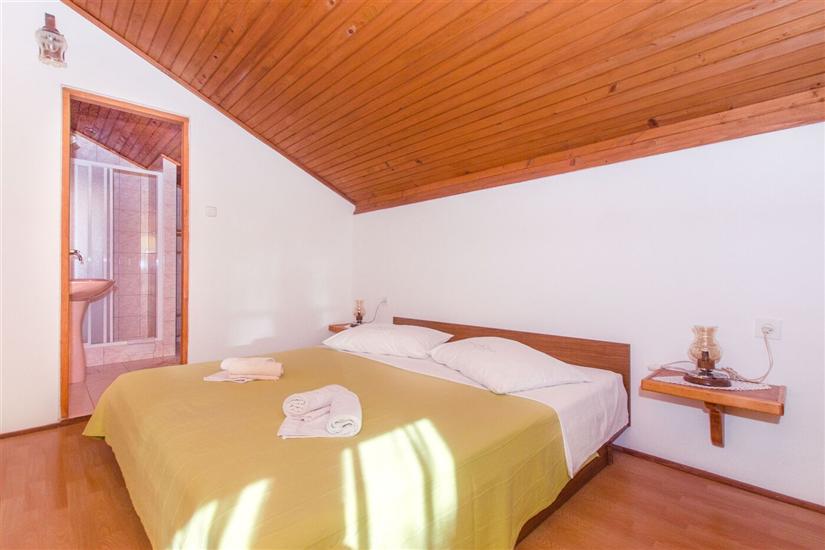 Apartment A6, for 4 persons