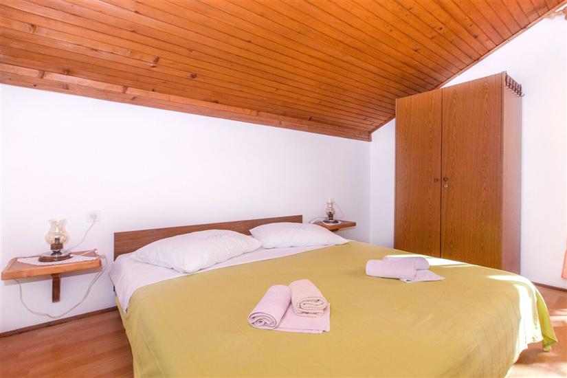 Apartment A6, for 4 persons