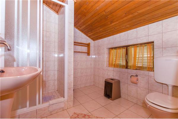 Apartment A6, for 4 persons