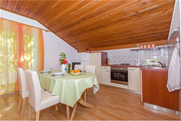 Apartment A6, for 4 persons