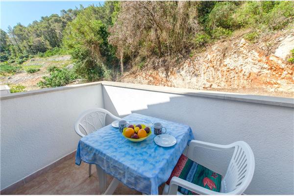 Apartment A7, for 2 persons