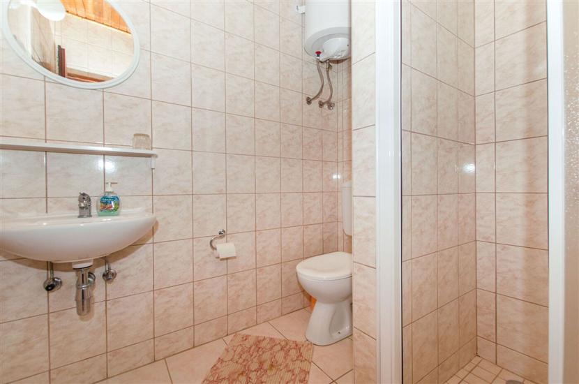 Apartment A7, for 2 persons