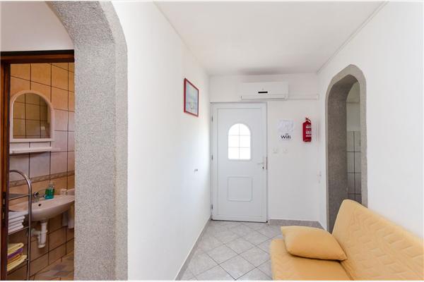 Apartment A3, for 5 persons