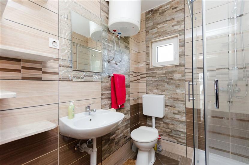 Apartment A1, for 6 persons