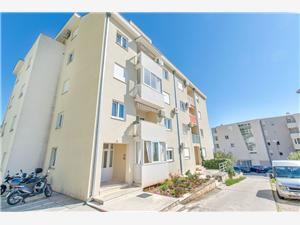 Apartament Riwiera Makarska,RezerwujStudenkaOd 335 zl