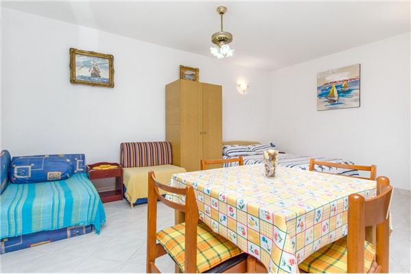 Apartment A1, for 4 persons