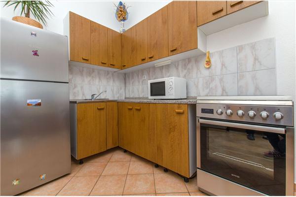 Apartment A2, for 4 persons