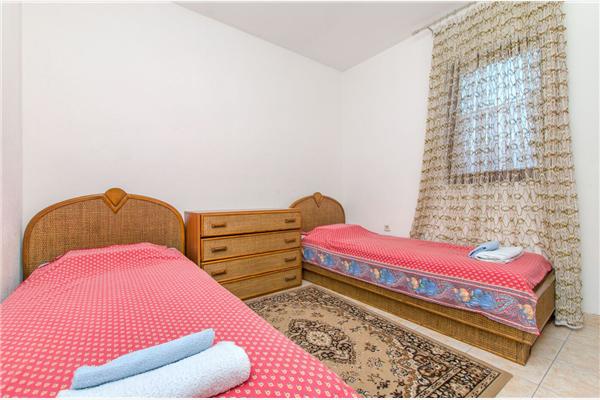 Apartment A1, for 6 persons