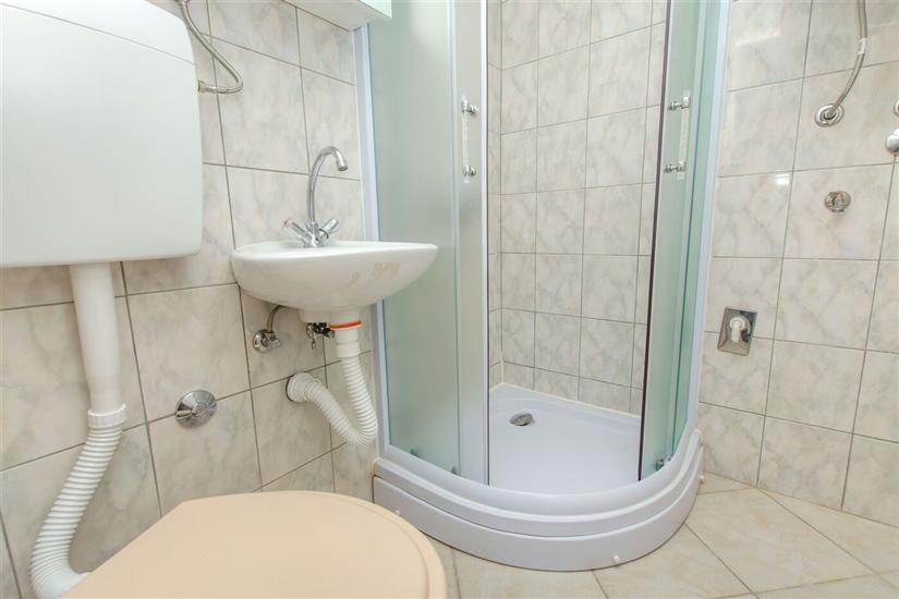 Apartment A4, for 4 persons