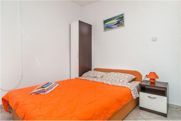 Apartment A5, for 3 persons