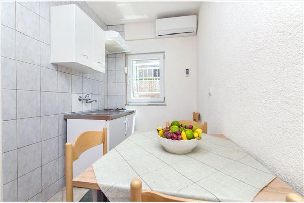 Apartment A2, for 3 persons