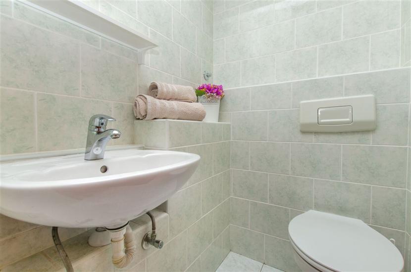 Apartment A2, for 4 persons