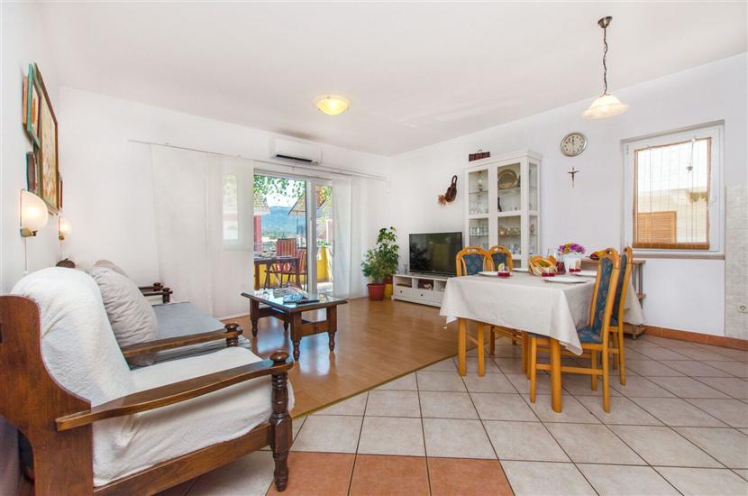 Apartment A4, for 4 persons