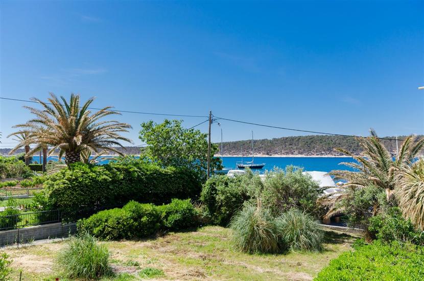 Apartments Near the sea Barbat