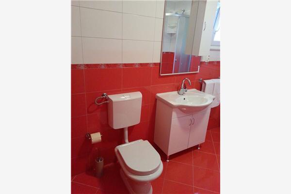 Apartment A1, for 5 persons