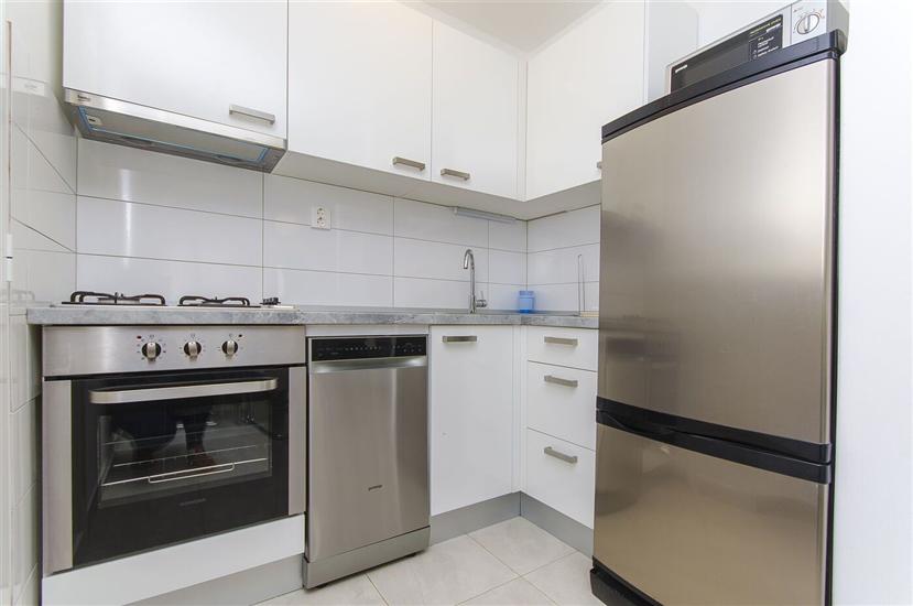 Apartment A1, for 5 persons