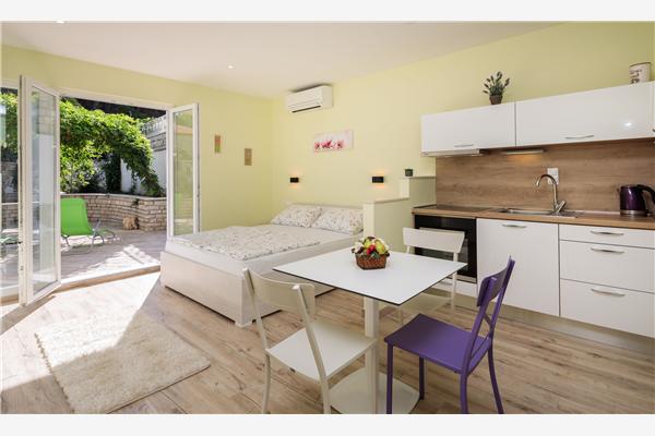 Apartment A2, for 3 persons