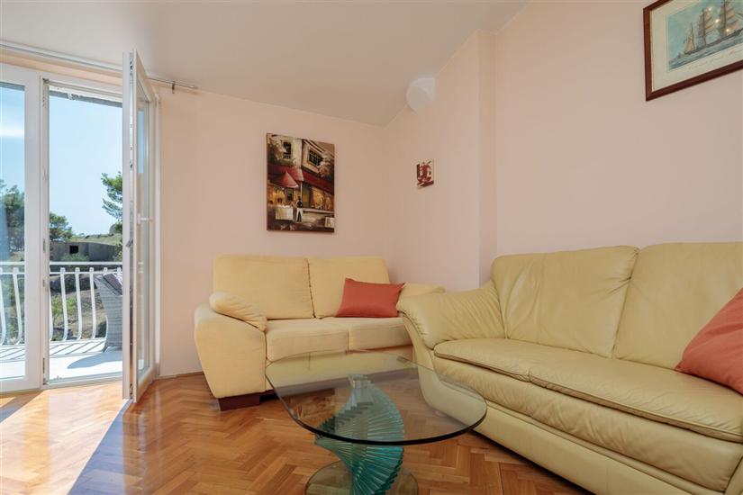 Apartment A4, for 4 persons
