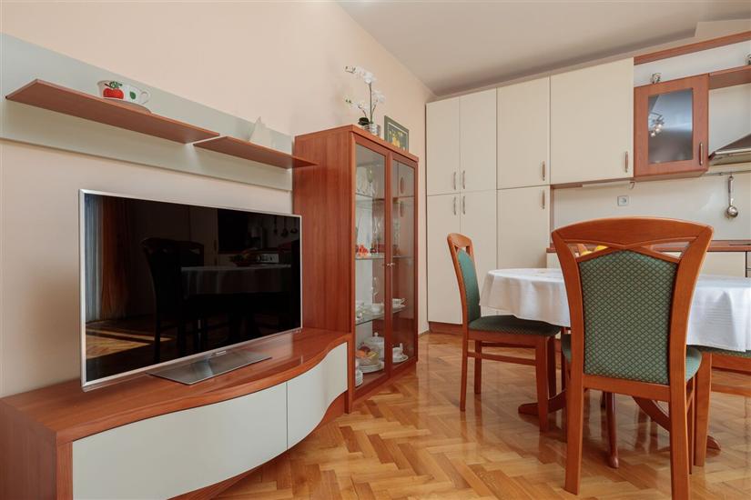 Apartment A4, for 4 persons