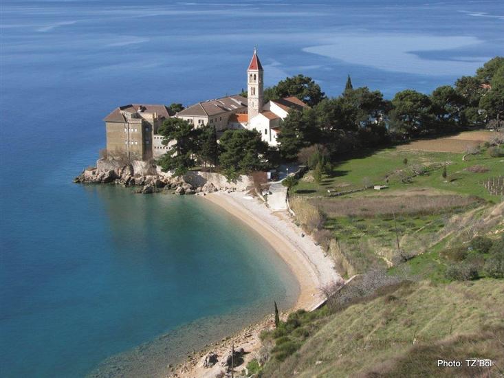 Samostan-Bol (otok Brač)