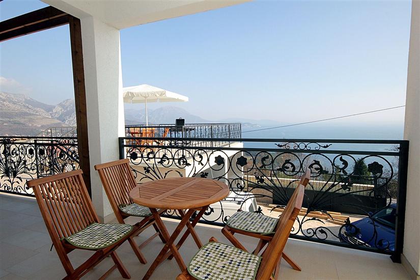 Apartment A2, for 4 persons