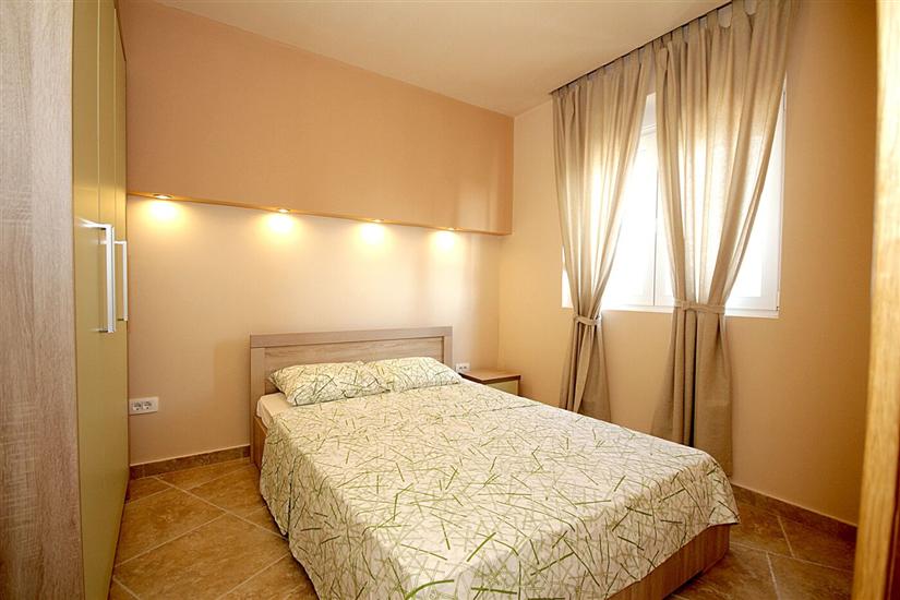 Apartment A4, for 5 persons