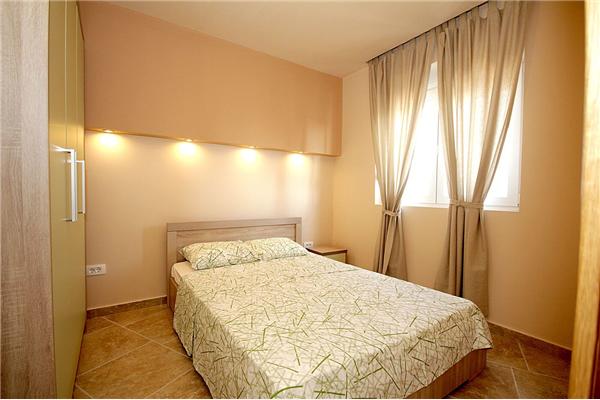 Apartment A4, for 5 persons