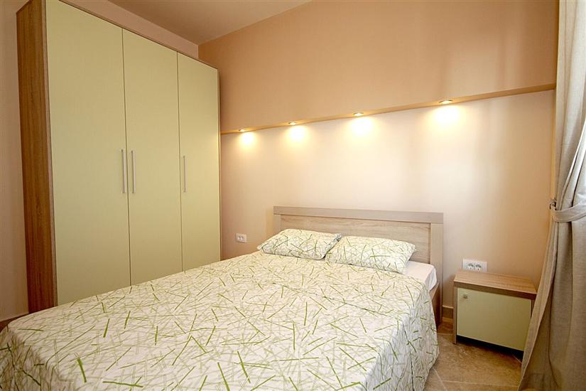 Apartment A4, for 5 persons