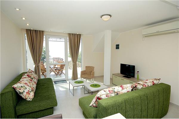 Apartment A5, for 5 persons