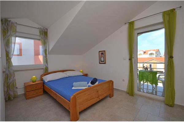 Apartment A4, for 4 persons