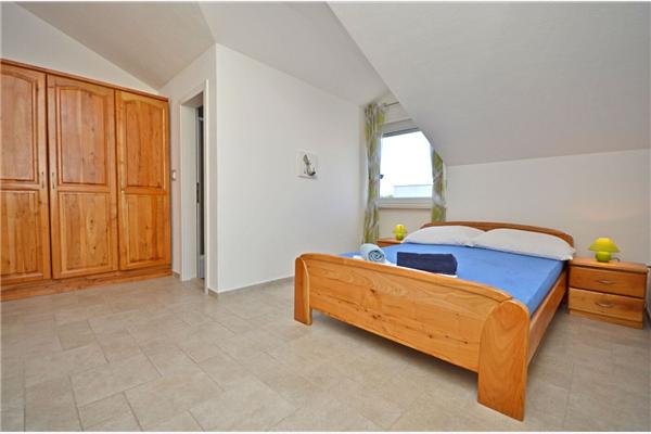 Apartment A4, for 4 persons