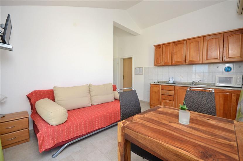 Apartment A4, for 4 persons