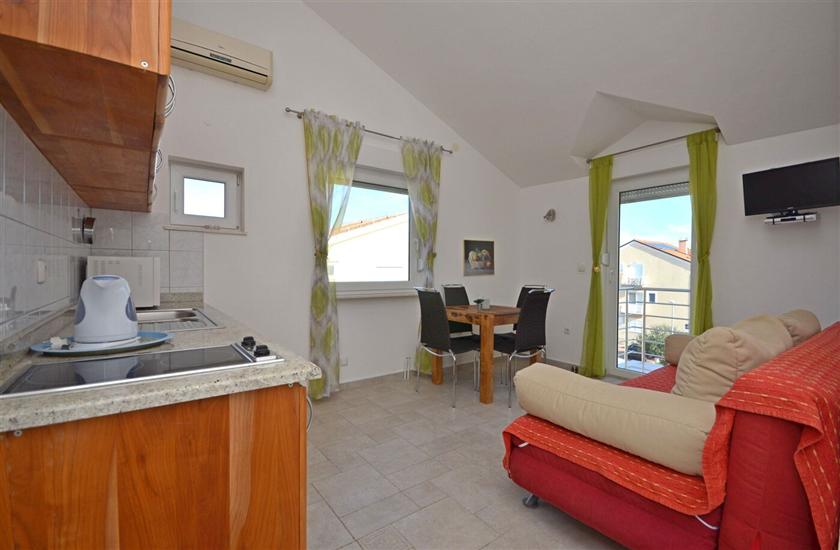 Apartment A4, for 4 persons