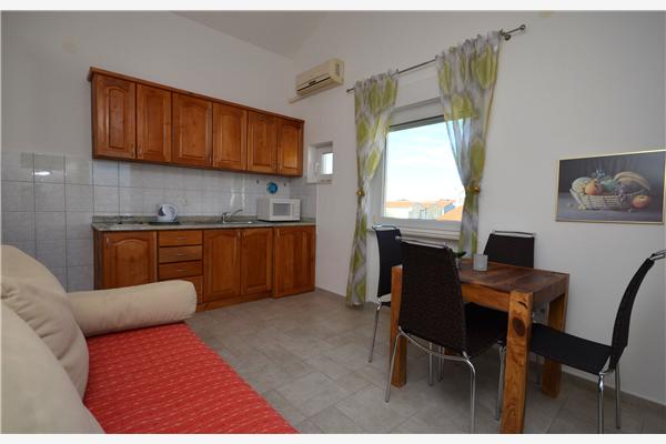 Apartment A4, for 4 persons