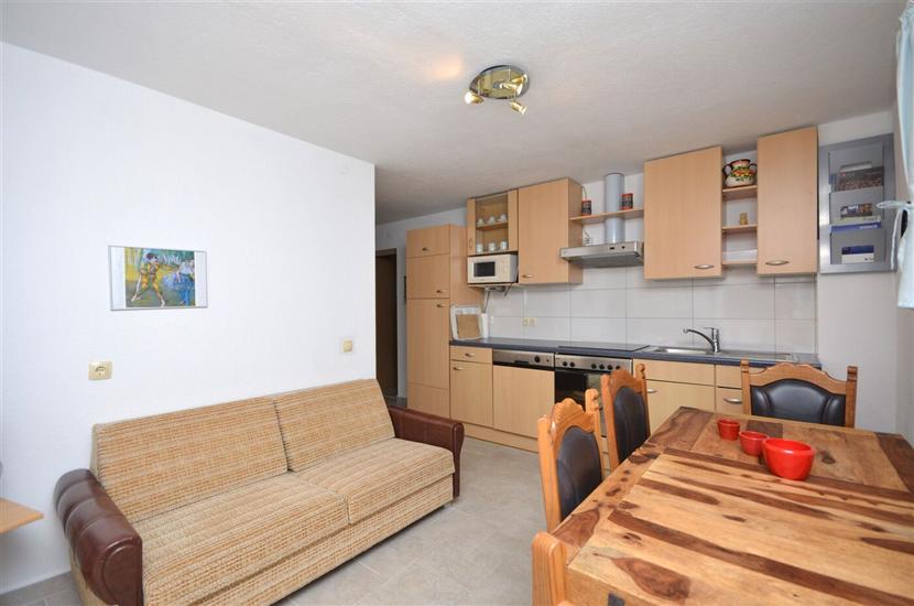 Apartment A5, for 4 persons