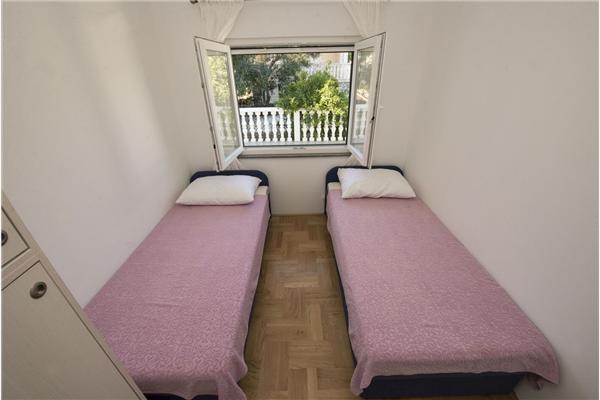 Apartment A1, for 6 persons