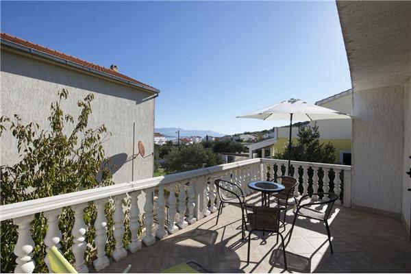 Apartment A1, for 6 persons