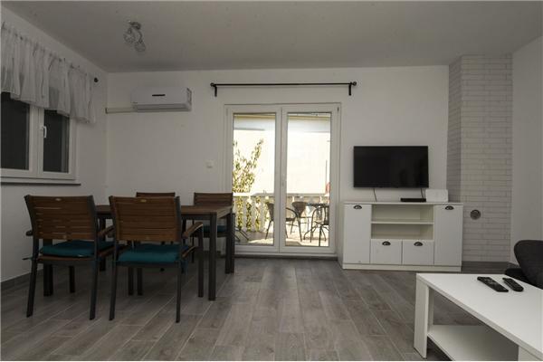 Apartment A1, for 6 persons
