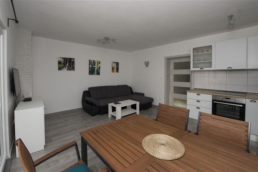 Apartment A1, for 6 persons