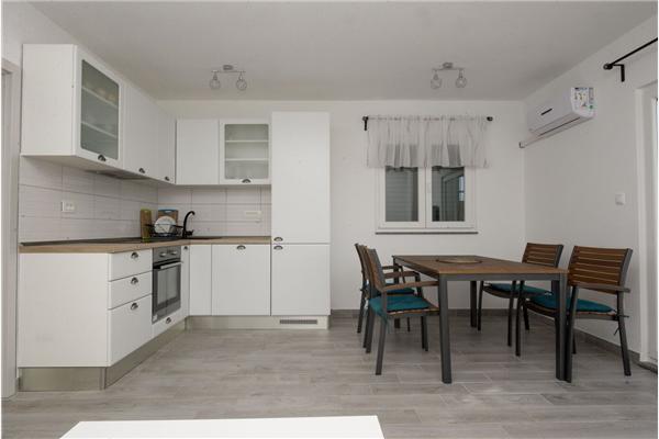 Apartment A1, for 6 persons